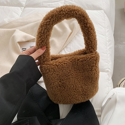 2023 autumn and winter new trend fluffy women's bag granular wool vegetable basket handbag plush cute bucket bag