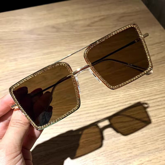 2023 fashion versatile models, large square diamond-encrusted sunglasses, Korean version, handmade diamond-encrusted flat glasses, European and American metal frames