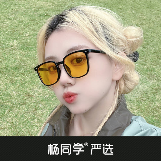 Classmate Yang, black-framed brown sunglasses, sunshade orange glasses, driving sunscreen, Korean version of women's sunglasses, one piece is sent on behalf of others.
