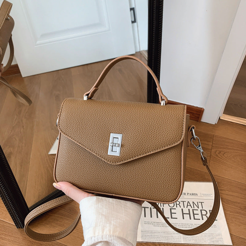 Niche light luxury messenger bag 2025 new handbag women large capacity fashion retro simple messenger small square bag women